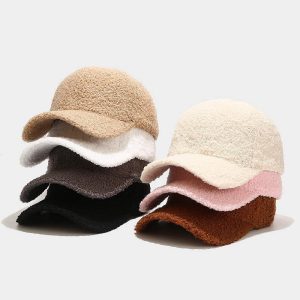 Ready to Ship Winter Warm Faux Wool Fur Sports-Caps/Fitted fur Baseball-Cap/Fashion Winter Hat in Wholesale
